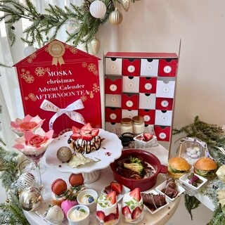 TeaDropTime管理者のChristmas Advent Calender Afternoontea画像1