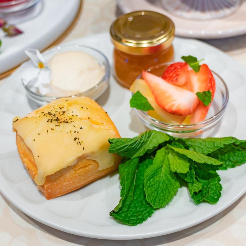 SABON l’Atelier SPAのSABON VEGAN AFTERNOON TEA CAFÉ ～Tea Ceremony Collection～のスコーン画像