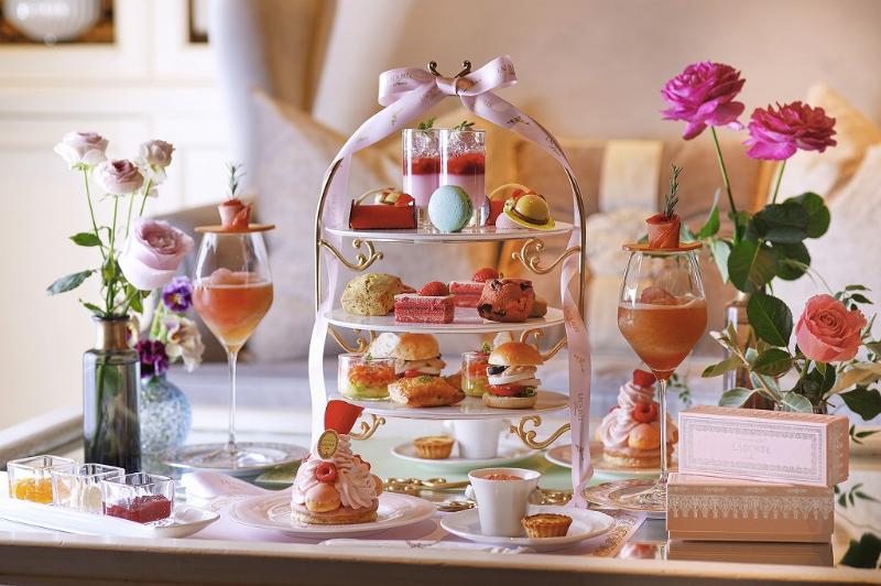 ストロベリーアフタヌーンティー with LADURÉE～マリー・アントワネットの世界～の画像1
