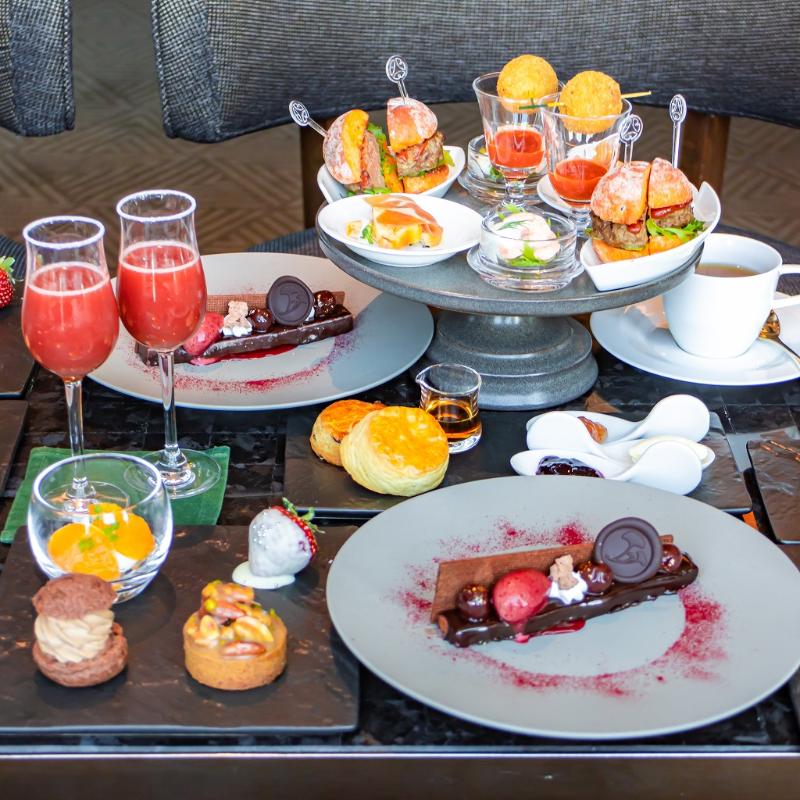 バーラウンジ スターライト／ホテルオークラのStarlight Afternoon Tea ～Patissier’s Table～のスタンド画像