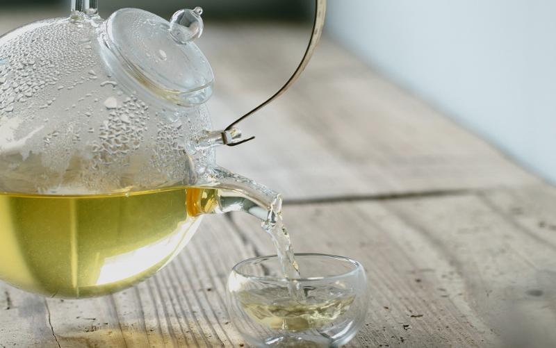 捨てられてしまうワイン用ブドウの葉から生まれた「北海道TEA」。試行を重ねさらに進化した2022年産を販売開始！の画像1