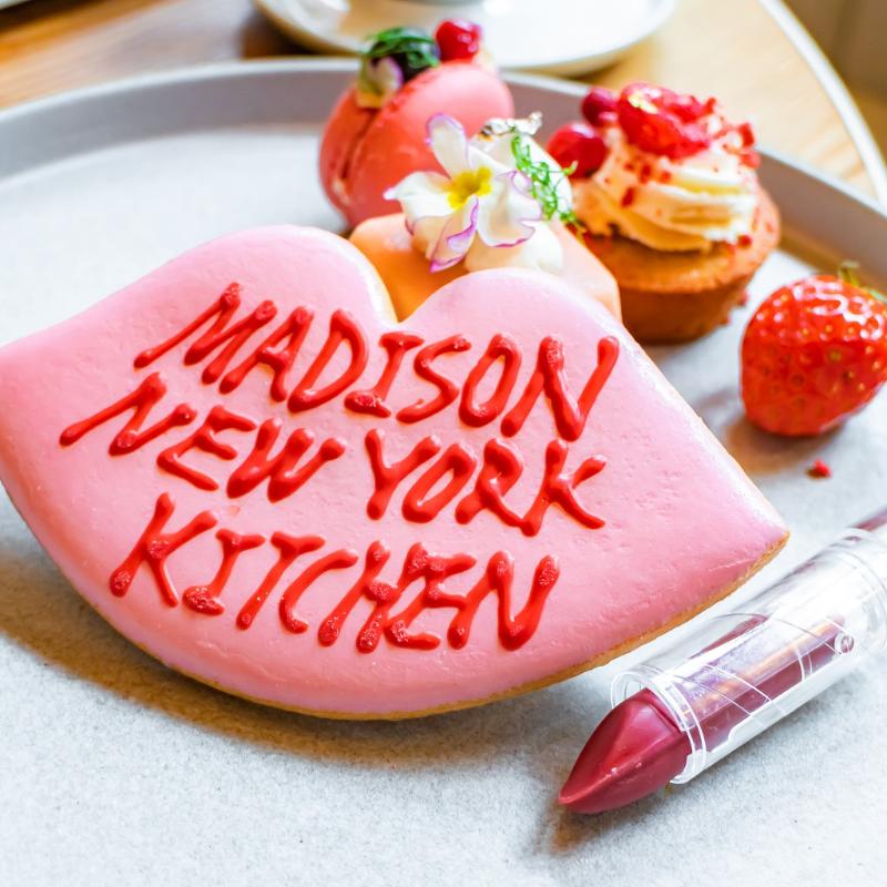 マディソンニューヨークキッチンのスプリング アフタヌーンティーのスイーツ画像