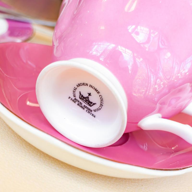 アリスの茶屋のオリジナルランチプレートのアフタヌーンティーセットの飲み物追加2画像