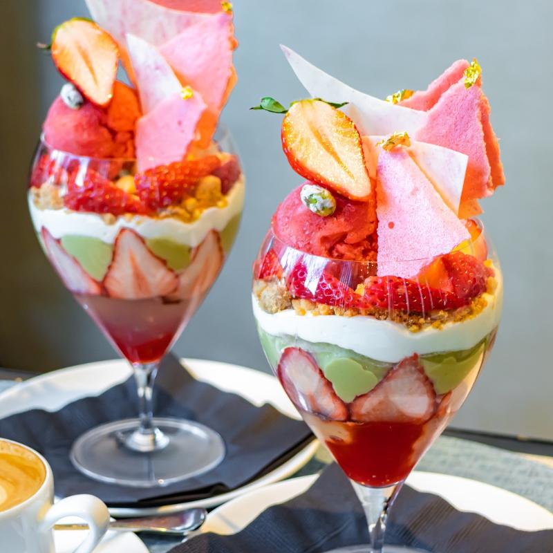 エンポリオ アルマーニカフェ表参道でランチ&パフェを実食！のメイン画像