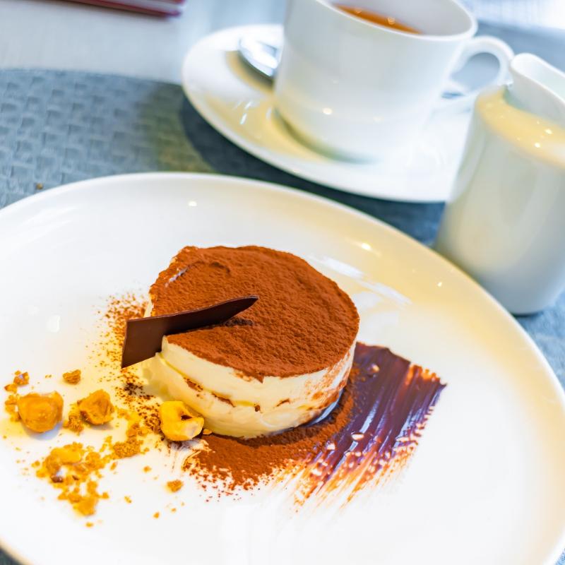 エンポリオ アルマーニカフェ表参道でランチ&パフェを実食！の画像