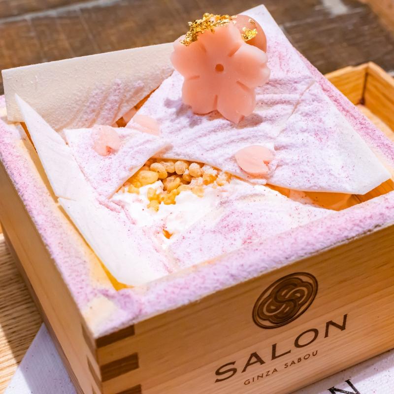 SALON GINZA SABOUでランチと茶房パフェを堪能の画像