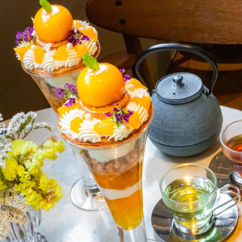 新宿NEWoManのSALON BAKE & TEAでオレンジのミルフィーユパフェ実食！の画像1