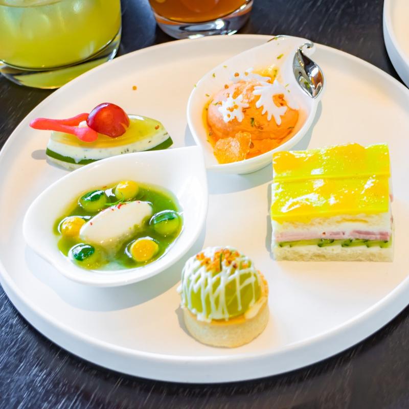 ザ ラウンジ／フォーシーズンズホテル東京大手町のメロンアフタヌーンティーのスタンド2段目画像