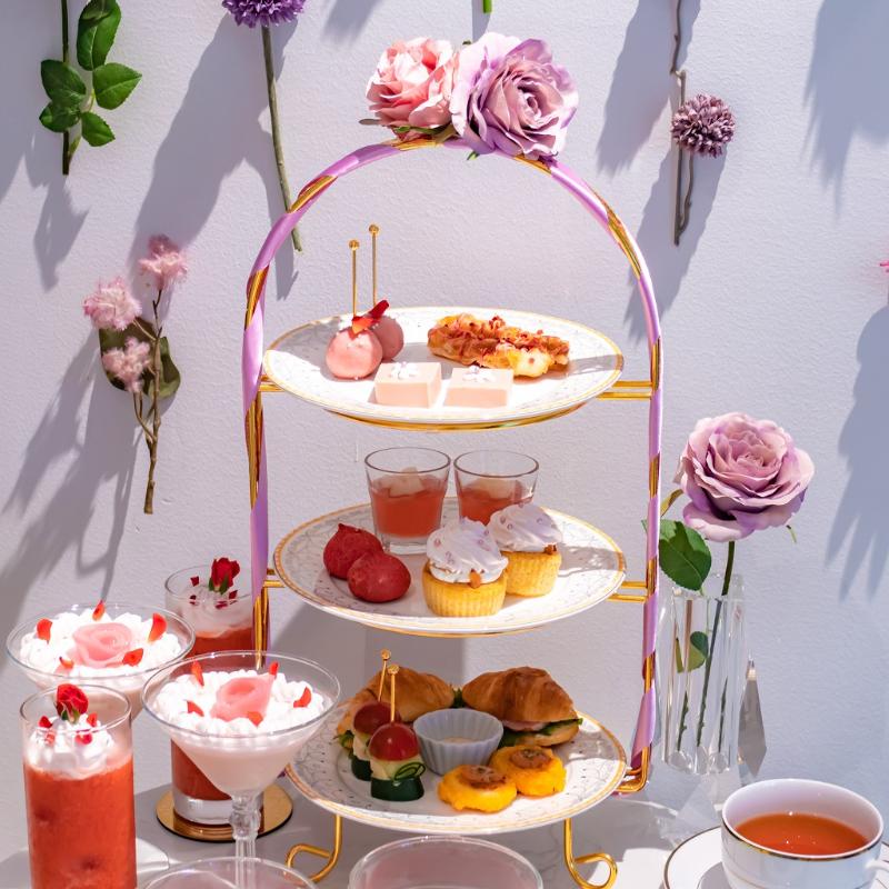 Bellflowerのピンクローズアフタヌーンティーのスタンド画像