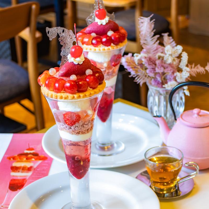 新宿NEWoManのSALON BAKE & TEAでレトロパフェ実食！の画像