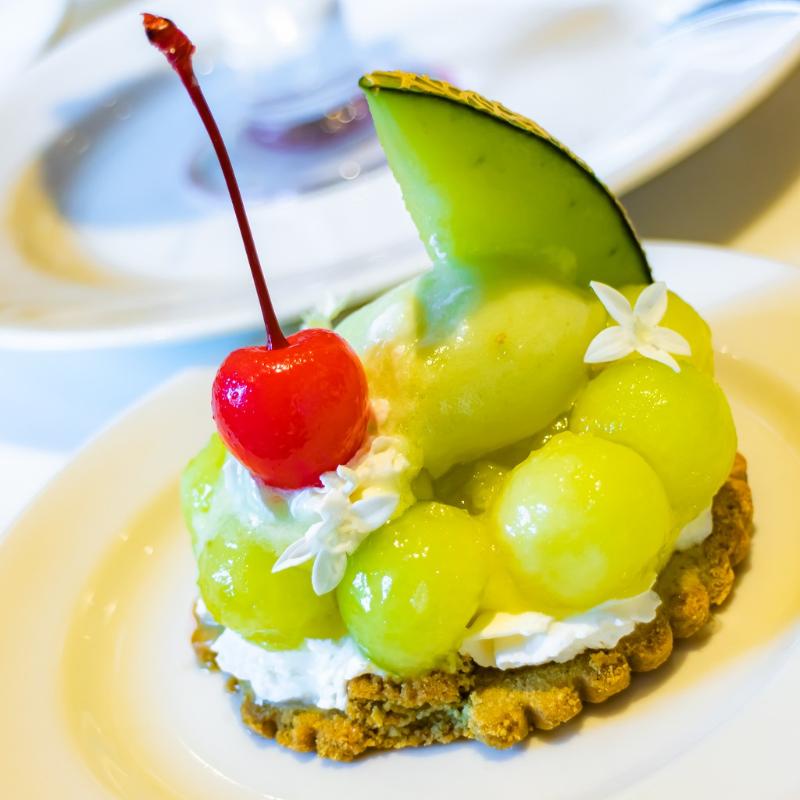 新宿NEWoManのSALON BAKE & TEAでレトロパフェ実食！の画像