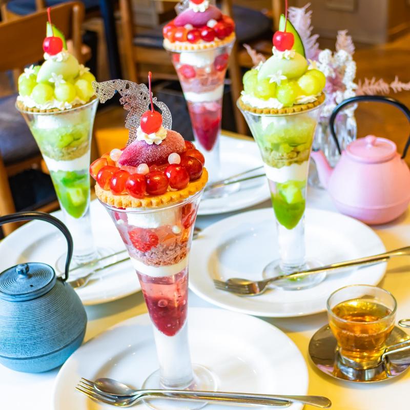 新宿NEWoManのSALON BAKE & TEAでレトロパフェ実食！の画像