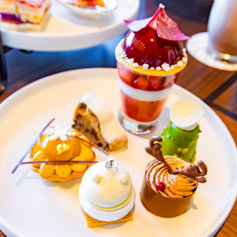 ザ ラウンジ／フォーシーズンズホテル東京大手町のフェスティブアフタヌーンティーのスイーツ画像