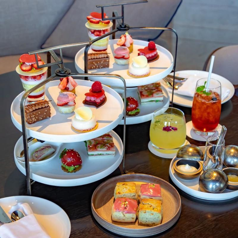 ザ ラウンジ／フォーシーズンズホテル東京大手町のストロベリー ＆ チョコレートアフタヌーンティーのメイン画像
