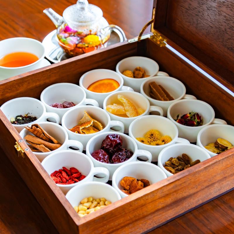 チャイナシャドー／ストリングスホテル東京インターコンチネンタルのチャイニーズアフタヌーンティーの飲み物画像
