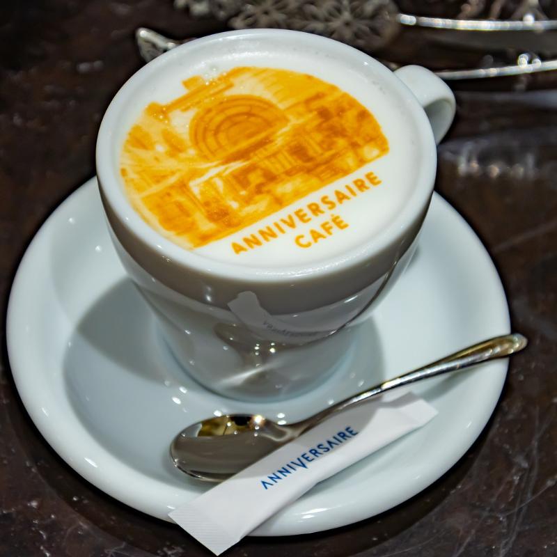 アニヴェルセルカフェ 表参道のValentine & White Day Afternoon Teaの飲み物画像