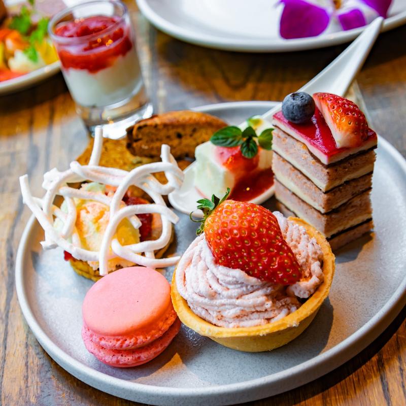 アイアンバーク グリルアンドバー／銀座シックスのアフタヌーンティーのスイーツ画像