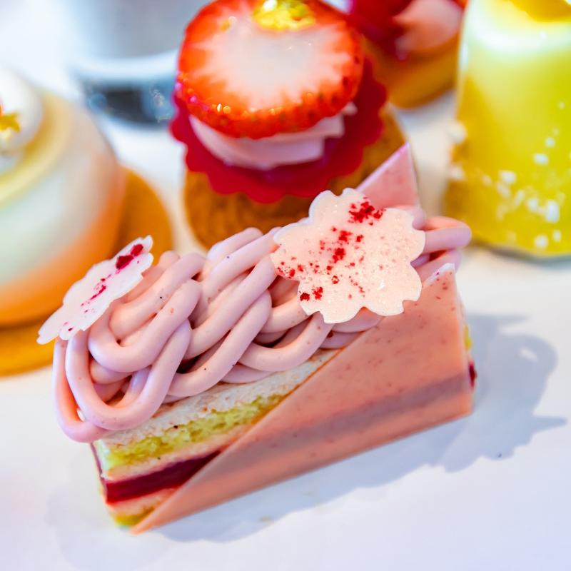 ザ ラウンジ／フォーシーズンズホテル東京大手町のフォーシーズンズ スプリングアフタヌーンティーのスイーツ追加1画像