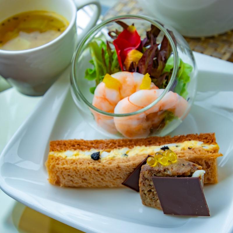 ロビーラウンジ／ザ・プリンスパークタワー東京のStrawberry & Chocolate Afternoon Teaのセイボリー画像