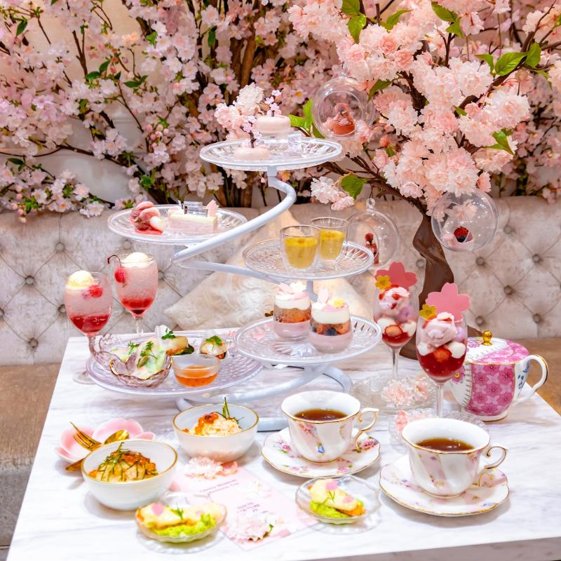 TeaDropTime管理者のCherry Blossom Afternoon Tea画像1