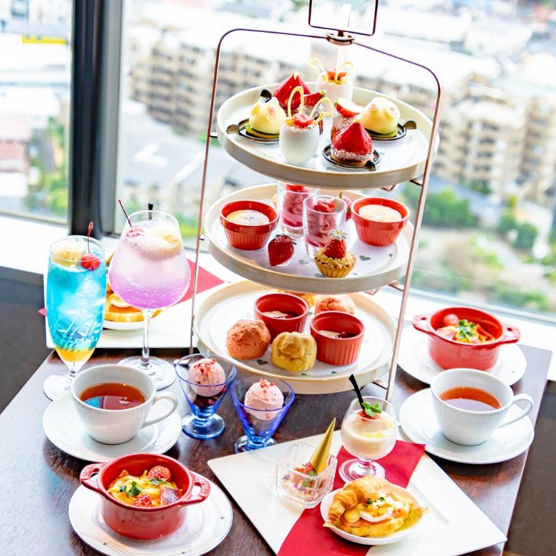 トップ オブ ヨコハマ バーラウンジ／新横浜プリンスホテルのStrawberry＆Bunny Afternoon Teaのメイン画像
