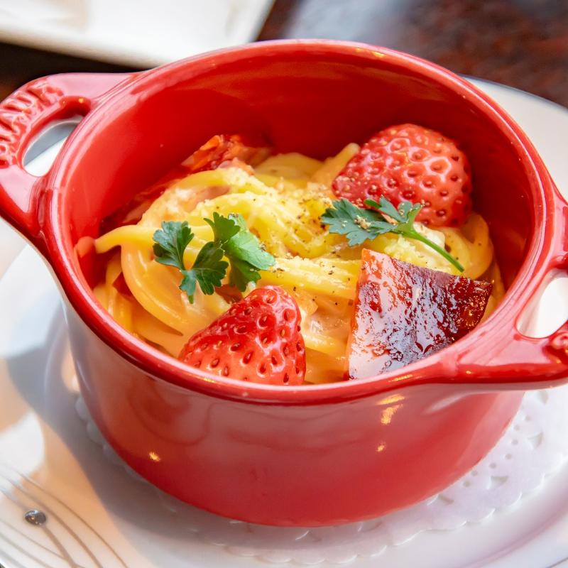 トップ オブ ヨコハマ バーラウンジ／新横浜プリンスホテルのStrawberry＆Bunny Afternoon Teaのスタンドその他プレート2画像
