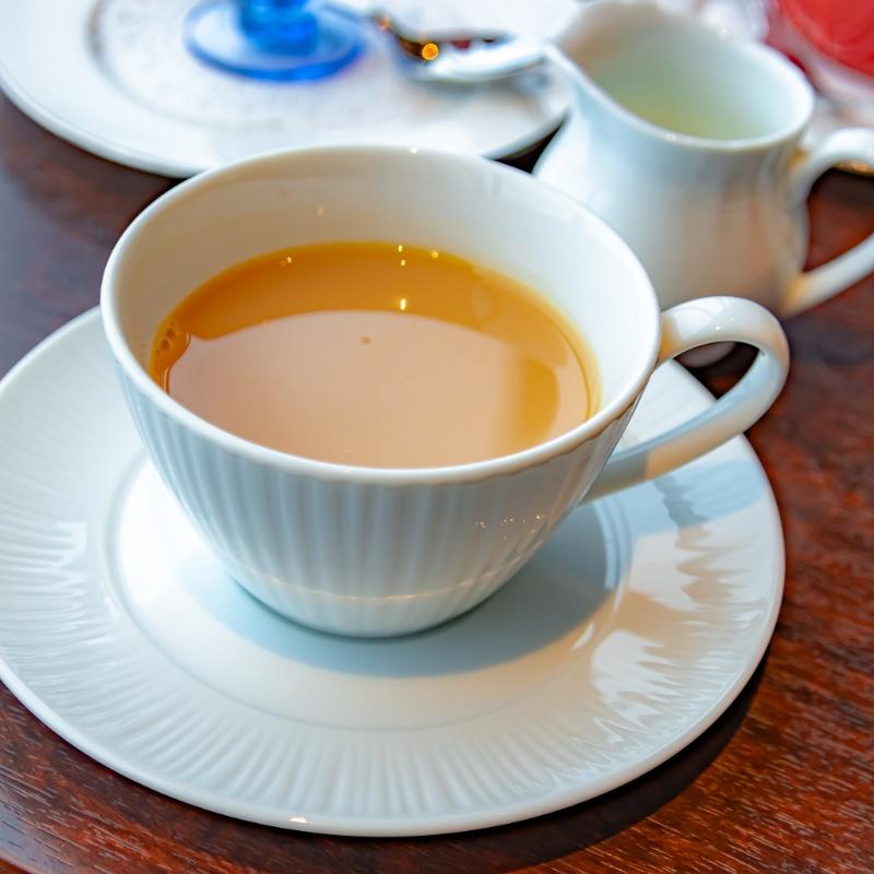 トップ オブ ヨコハマ バーラウンジ／新横浜プリンスホテルのStrawberry＆Bunny Afternoon Teaの飲み物画像