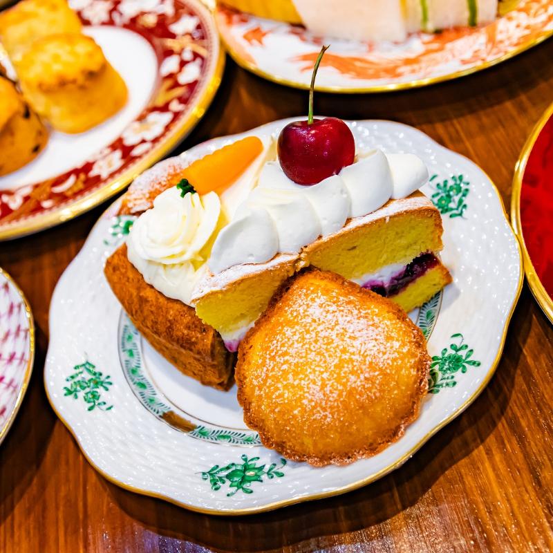 TEAVRILのカジュアルアフタヌーンティーのスイーツ画像