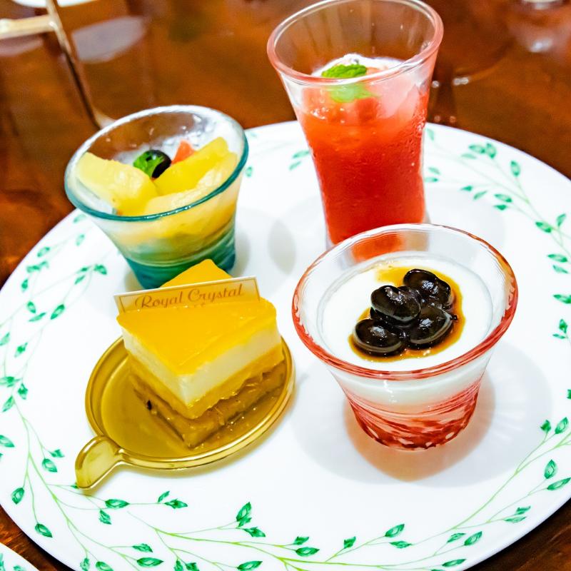 ロイヤルクリスタルカフェ 自由が丘店のアフタヌーンティーセットのスイーツ画像