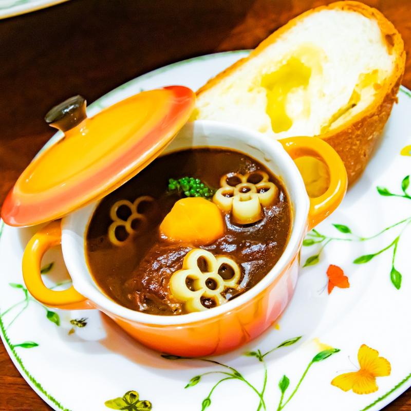 ロイヤルクリスタルカフェ 自由が丘店のアフタヌーンティーセットのセイボリー追加1画像