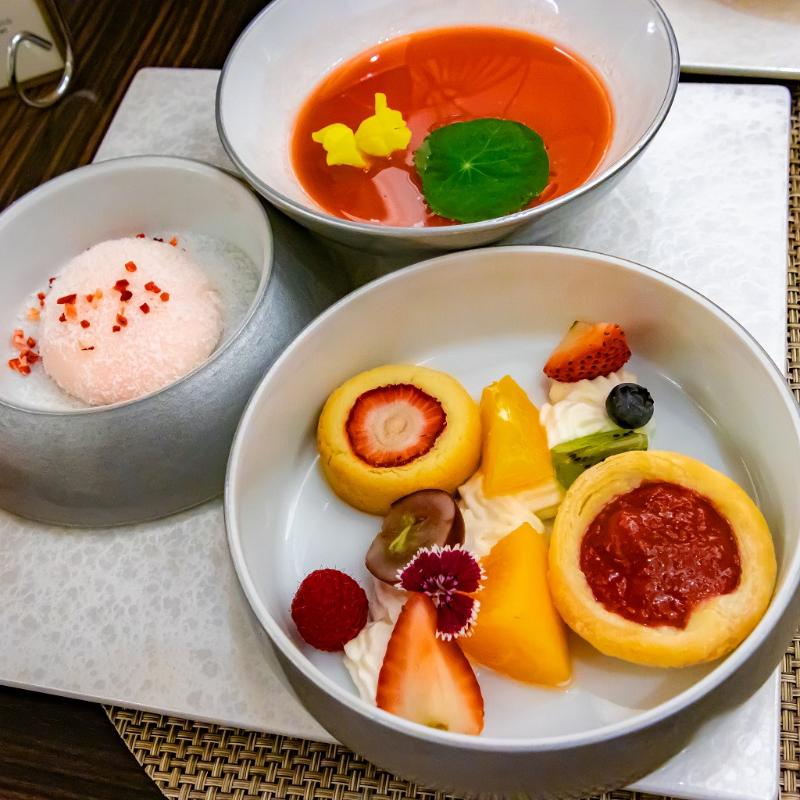 王朝／ヒルトン東京ベイのストロベリーチャイニーズアフタヌーンティーのスタンド3段目画像