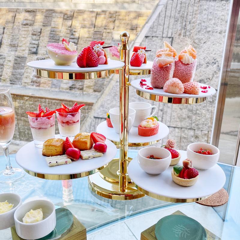 ロビーラウンジ／ザ・プリンス パークタワー東京のPinky Strawberry Afternoon Teaのスタンド画像