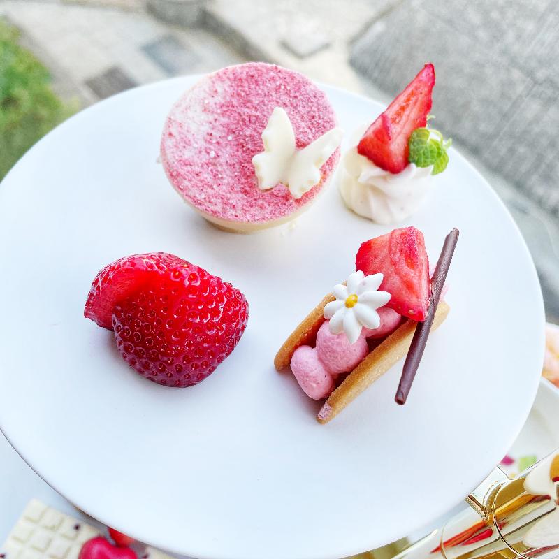 ロビーラウンジ／ザ・プリンス パークタワー東京のPinky Strawberry Afternoon Teaのスタンド1段目画像