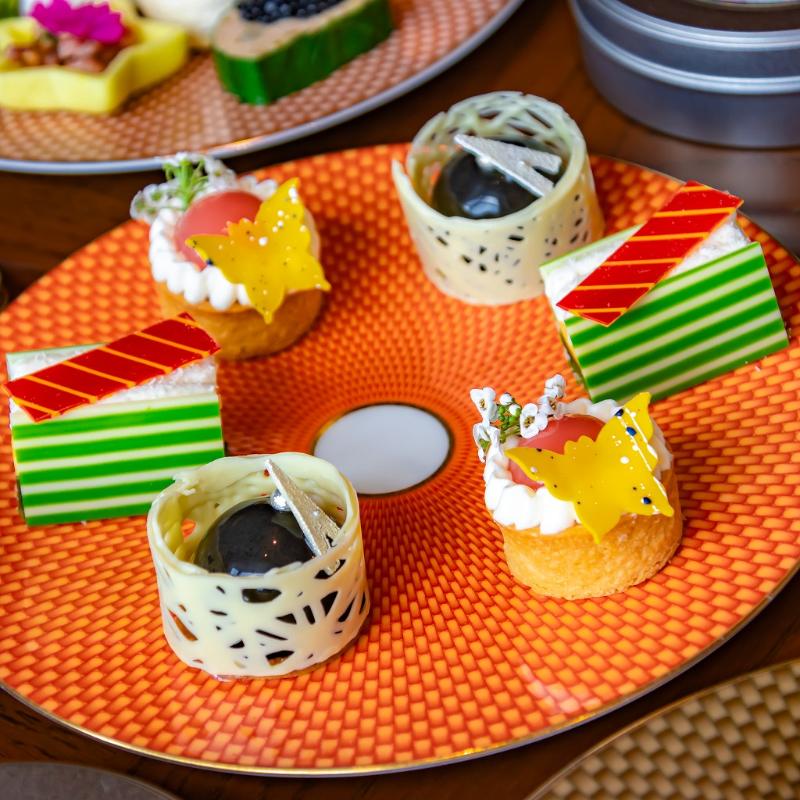 オリエンタルラウンジ／マンダリン オリエンタル 東京のAfternoon Tea with KEITAMARUYAMAのスタンド1段目画像
