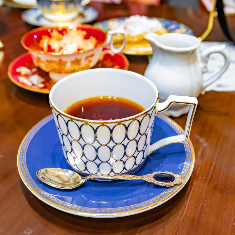 TEAVRILのカジュアルアフタヌーンティーの飲み物画像