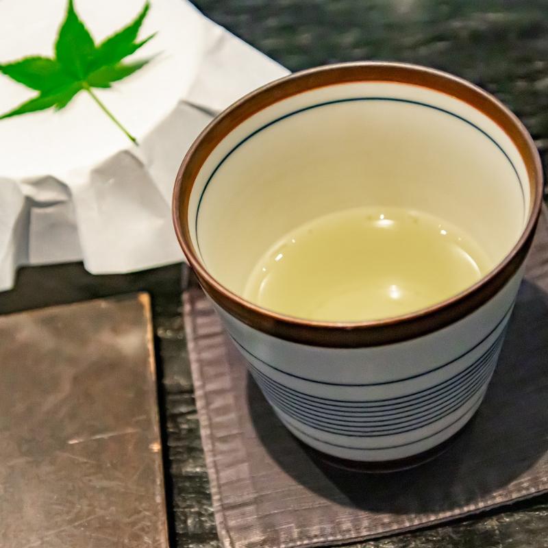 ひのきざか／ザ・リッツ・カールトン東京の鉄板焼きアフタヌーンティー 茶園～初夏～のスタンド2段目画像