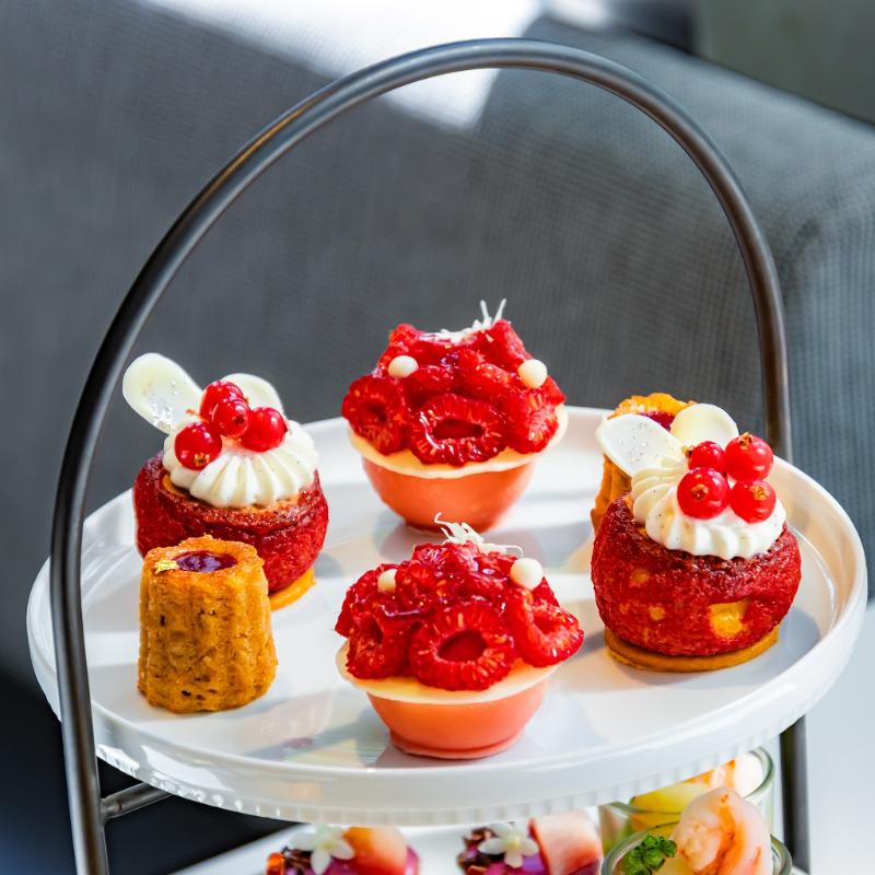 マーサーブランチ ギンザテラスのPeach&Chocolate Afternoonteaのスタンド1段目画像