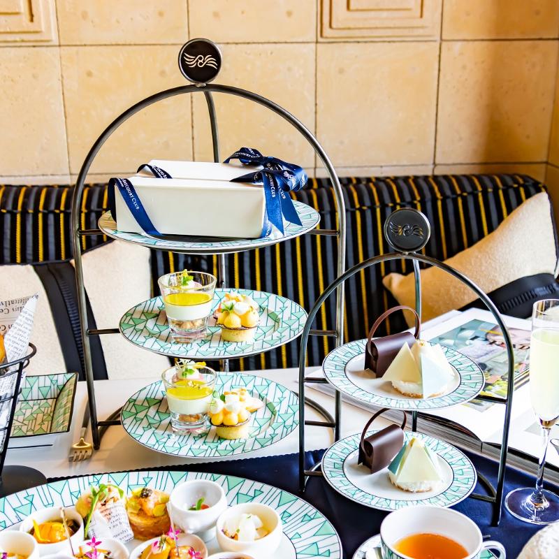 リストランテ オッツィオ／東京ベイコート倶楽部 ホテル＆スパリゾートのPRADA Afternoon Tea at OZIOのスタンド画像