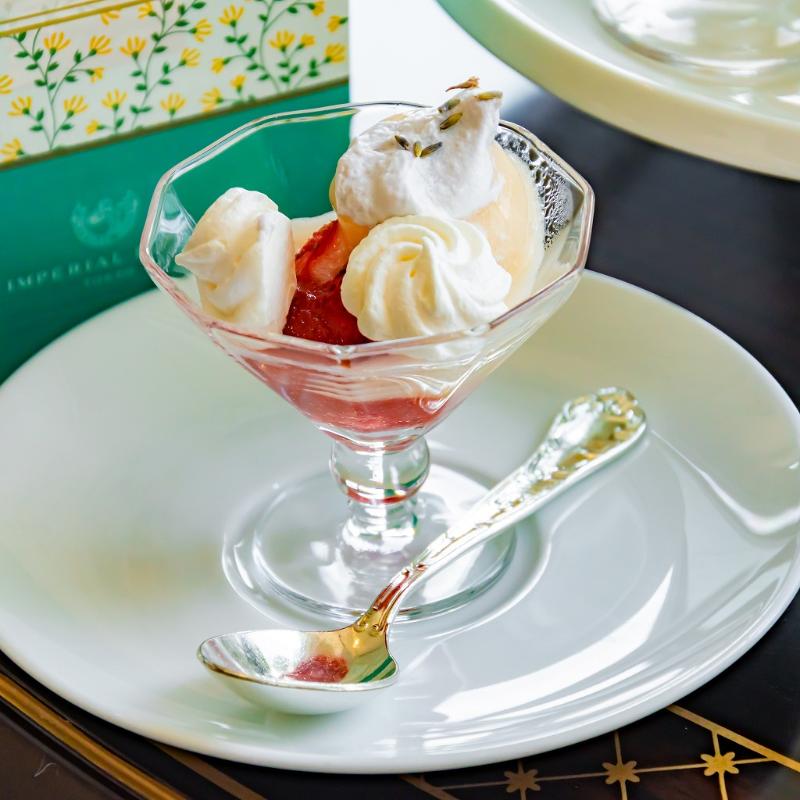 インペリアルラウンジ アクア／帝国ホテルのBritish Summer Afternoon Teaのスタンドその他プレート1画像