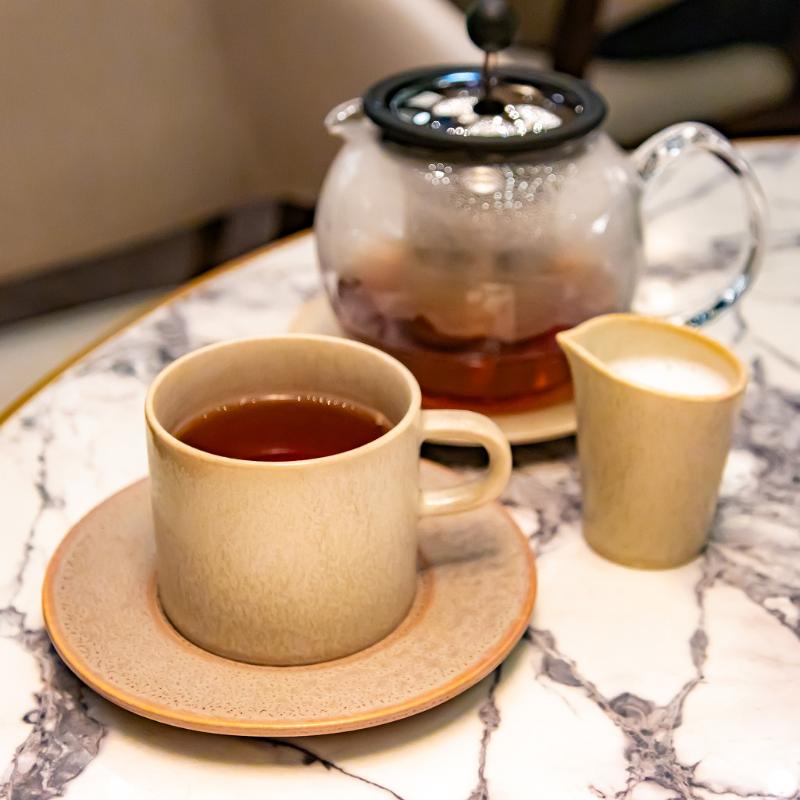 Nineteen Eighty Lounge & Bar／ハイアット リージェンシー 東京のピエール エルメ アフタヌーンティーの飲み物画像