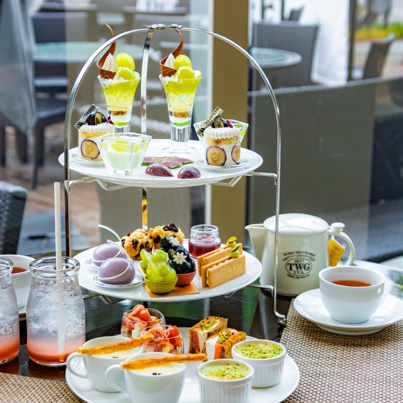 Lounge＆Dining G／東京マリオットホテルのAfternoon Tea -Autumn Grape Elegance-のスタンド画像