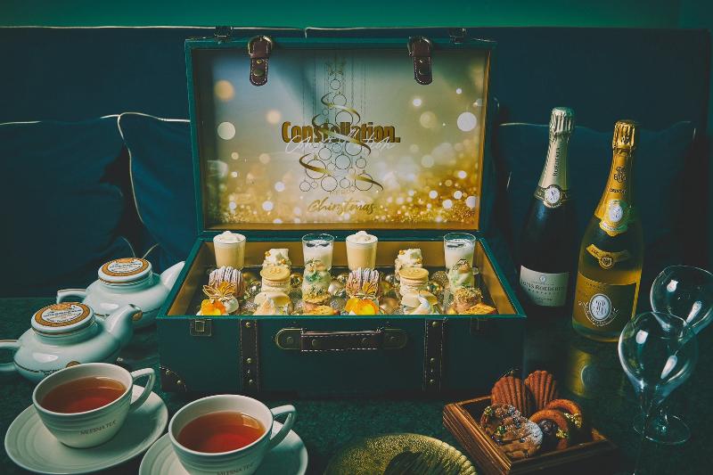 トランク型 Constellation. Afternoon Tea “Cristal Noël” ― 白と黄金の聖夜讃歌 ―の画像1