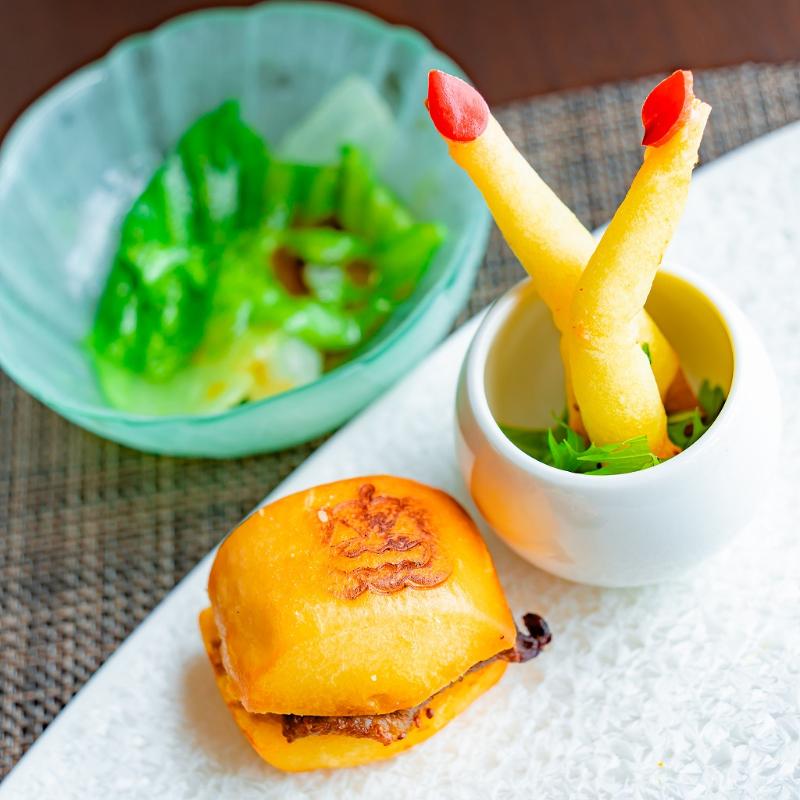 チャイナシャドー／ストリングスホテル東京インターコンチネンタルの美巡アフタヌーンティー ～魔女のスイーツマジック～のセイボリー追加2画像