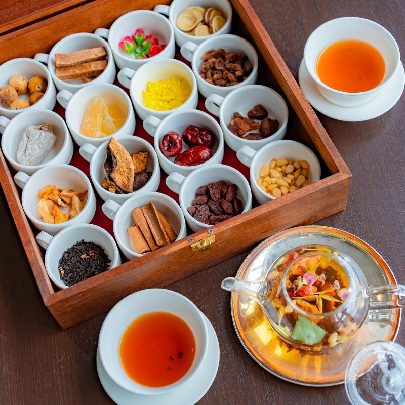 チャイナシャドー／ストリングスホテル東京インターコンチネンタルの美巡アフタヌーンティー ～魔女のスイーツマジック～の飲み物追加2画像