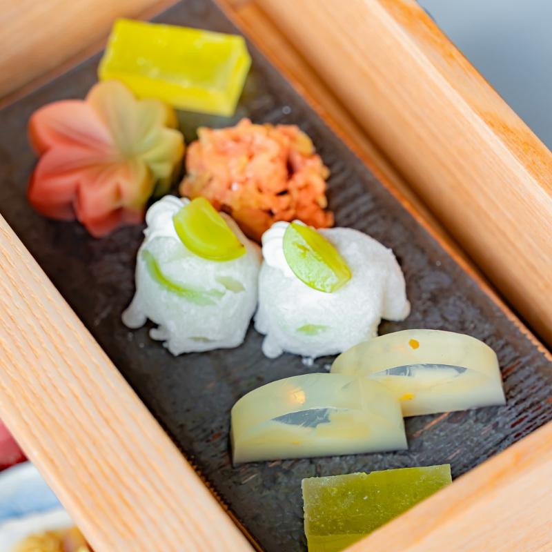 ビュメール／フェアモント東京のジャパニーズアフタヌーンティー "オータム"のスタンド2段目画像