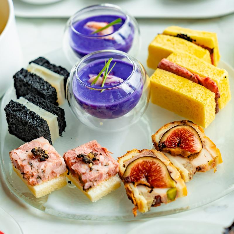 ビュメール／フェアモント東京のゴシックハロウィン アフタヌーンティーのスタンド3段目画像