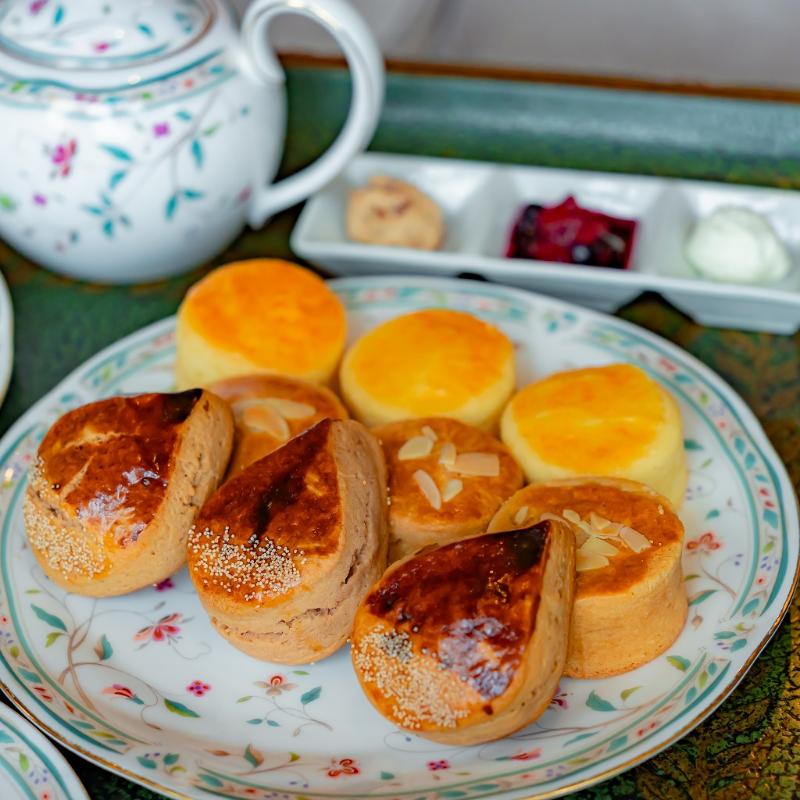 ロビーラウンジ ル・ジャルダン／ホテル椿山荘東京のハロウィンアフタヌーンティーのスコーン画像