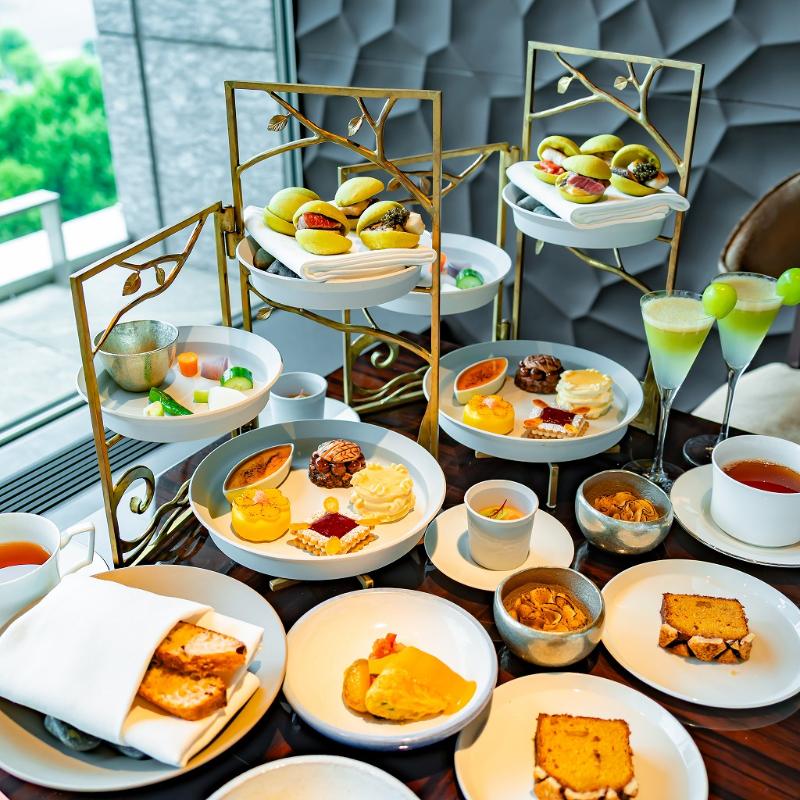 ラウンジバー プリヴェ／パレスホテル東京のアフタヌーンティー "テール エ メール"の画像1