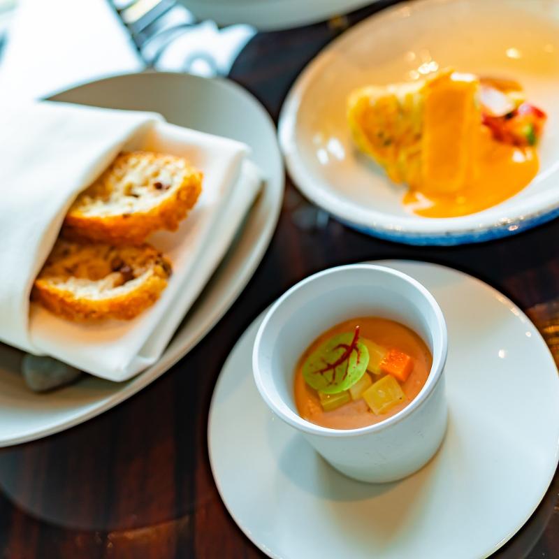 ラウンジバー プリヴェ／パレスホテル東京のアフタヌーンティー "テール エ メール"のスタンドその他プレート1画像