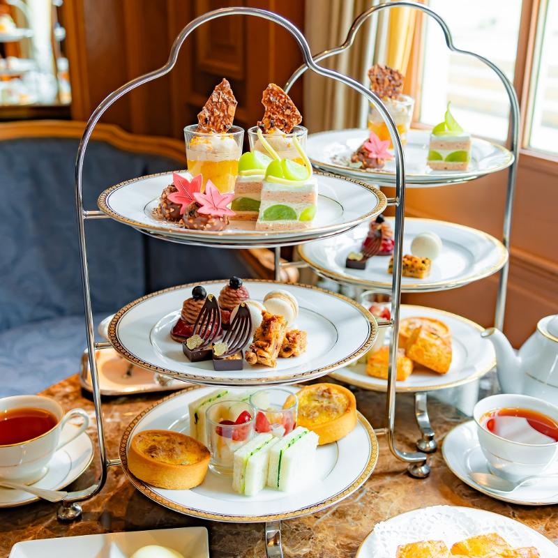 ロビーラウンジ　ラ・テラス／ホテルニューグランドの秋のアフタヌーンティーのスタンド画像